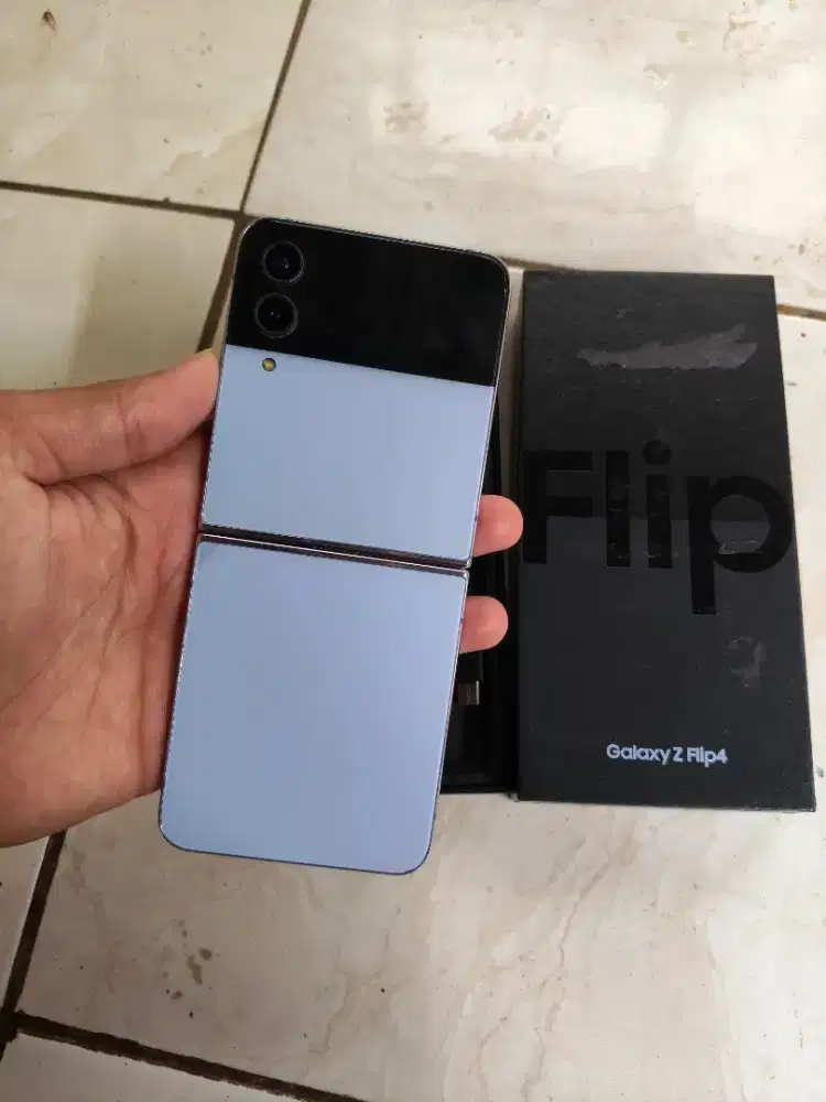 Samsung flip 4 5G 8/256 fullset