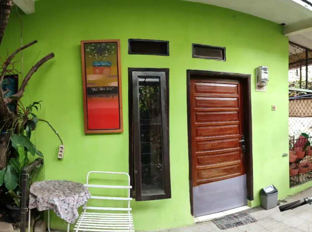 Sewa Rumah Strategis Tengah Kota Bandung – Lingkungan Asri & Nyaman