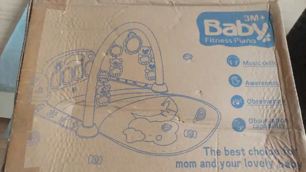 Playmate Bayi dengan Musik