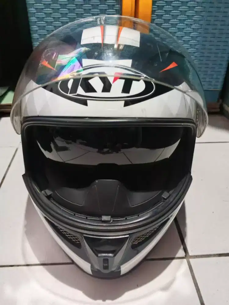 Helm full face KYT k2r double visor