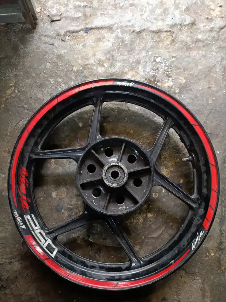 velg ninja 250 karbu