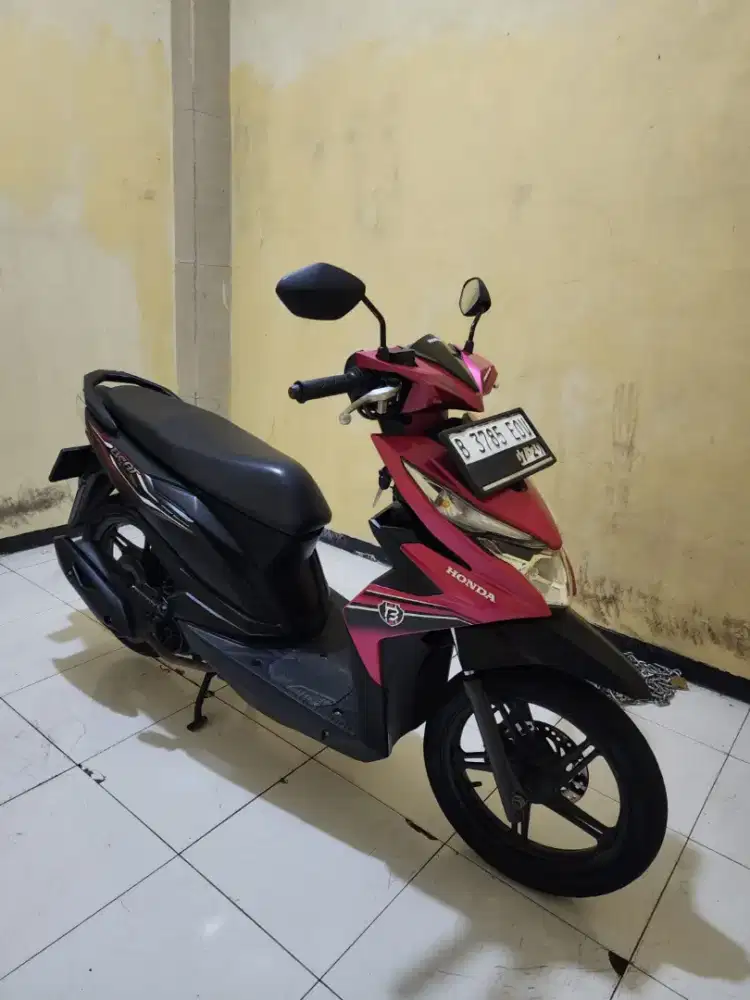 HONDA BEAT MAGENTA TH 2019 MULUS PAJAK HIDUP PANJANG