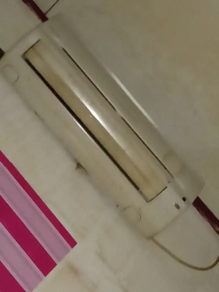 Jual AC Daikin stengah PK