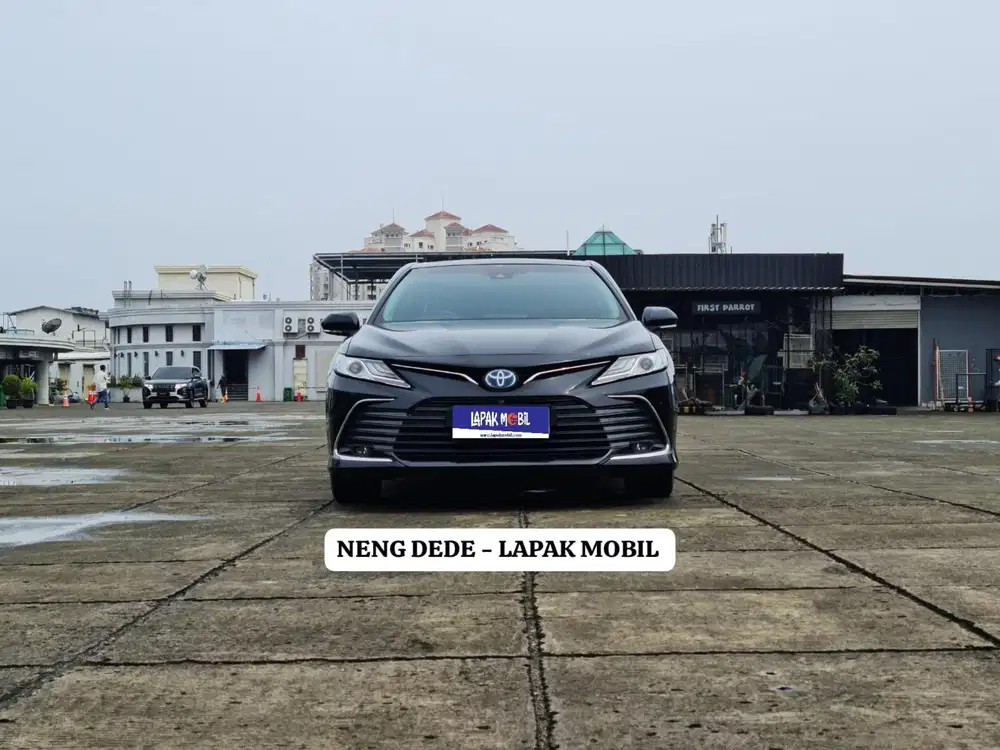 Toyota Camry 2.5 V TSS AT Hybrid 2022