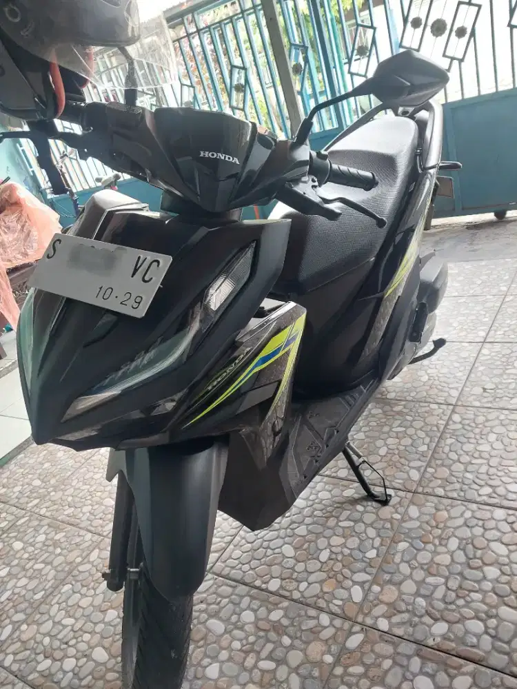 Honda vario 125 hitam