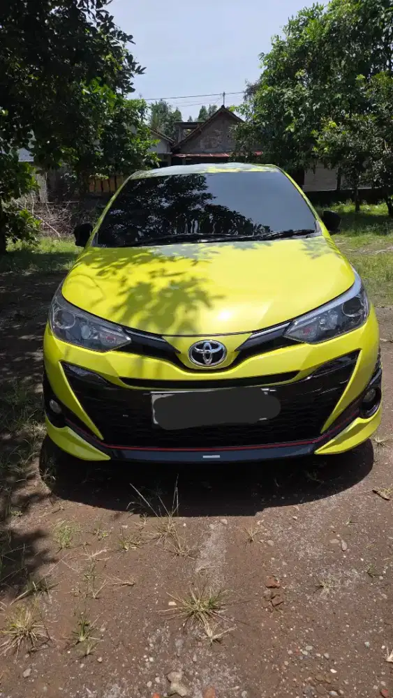 Yaris Citrus Metallic TRD Sportivo