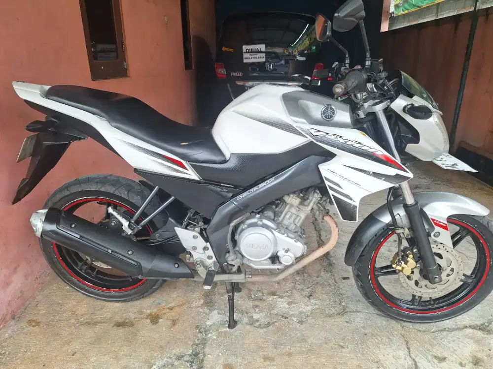 Vixion 2015 pajak baru bisa cash/kredit syariah TERMURAH