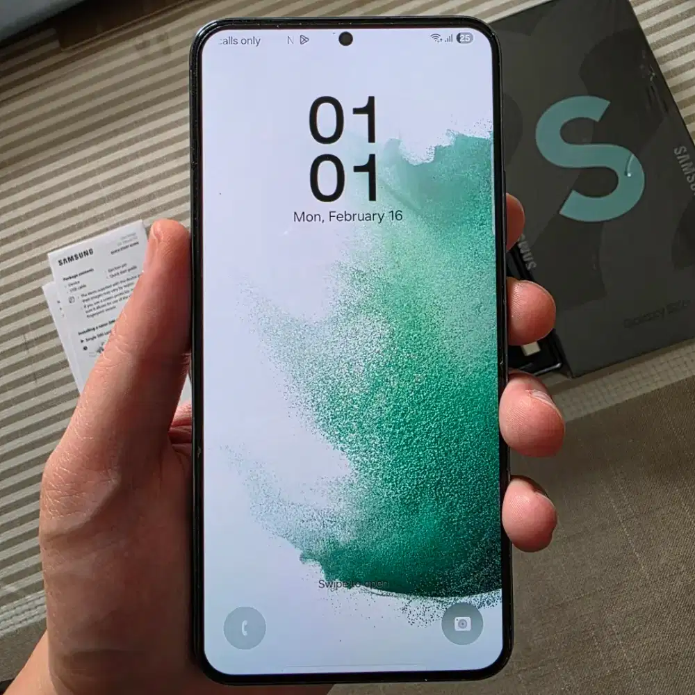 Samsung Galaxy S22+ Plus 8/256GB Green Ex Garansi SEIN Resmi Mulus