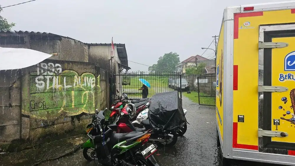 DIJUAL TANAH PINGGIR JALAN STRATEGIS- CILENDEK BARAT