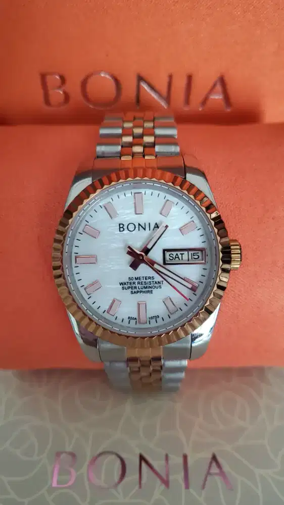 Bonia gold silver