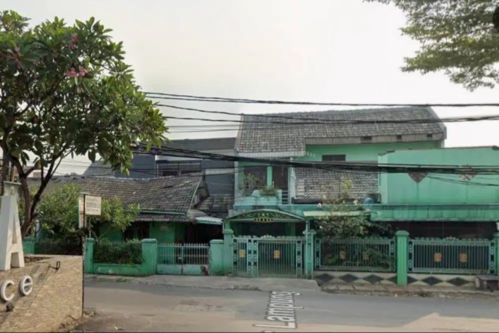 Rumah Pinggir Jalan – Lingkungan Ramai & Prospektif