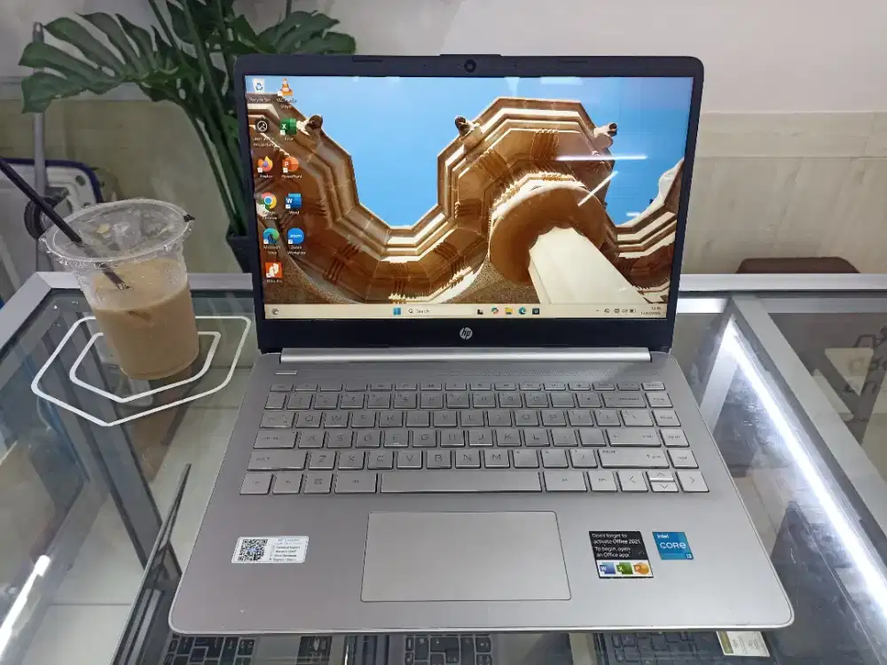 Dijual HP 14s dq2164TU Intel core i3 gen 11 8/512 Murah