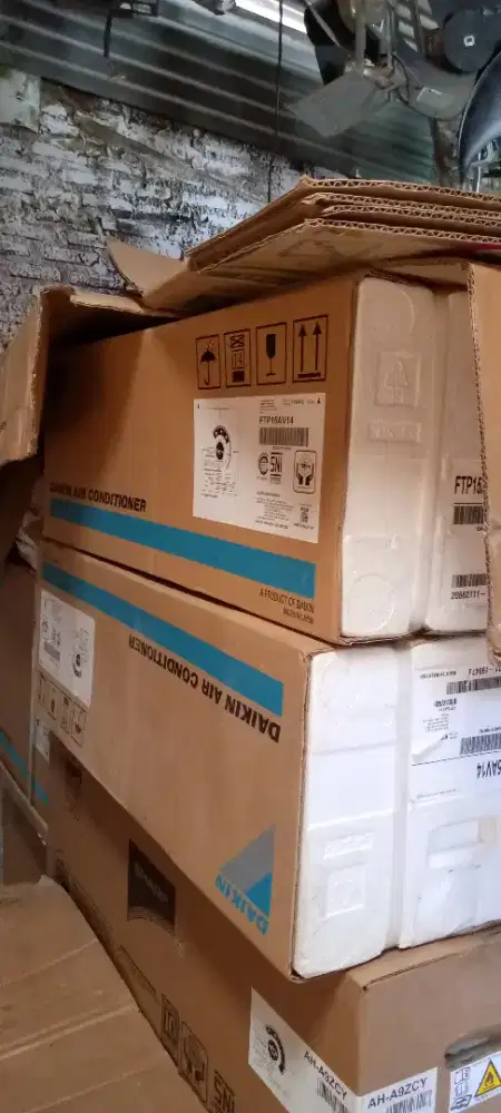 AC Daikin 1/2 PK new