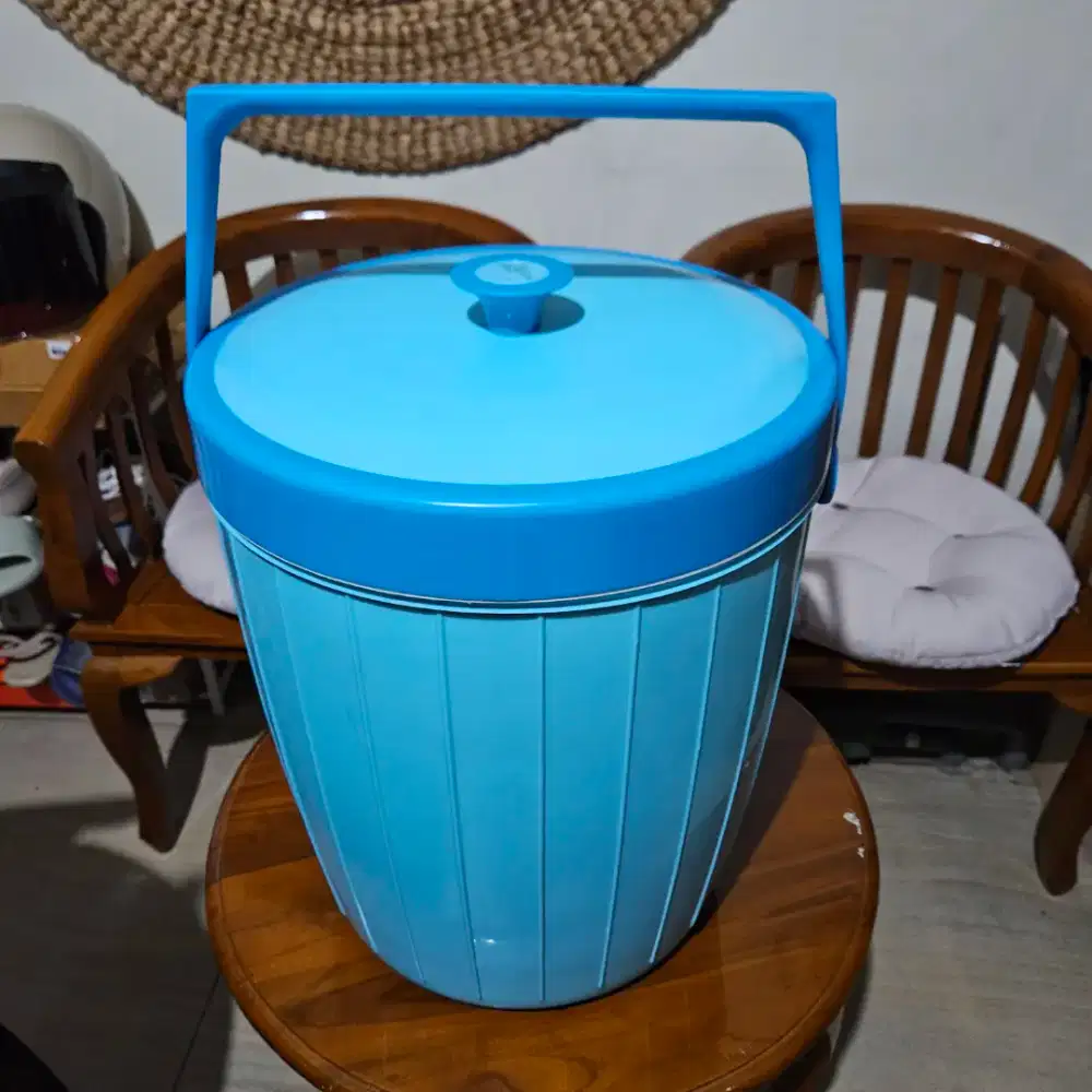 USA 38 Maspion rice bucket
tempat nasi wadah es jumbo plastik ice
box