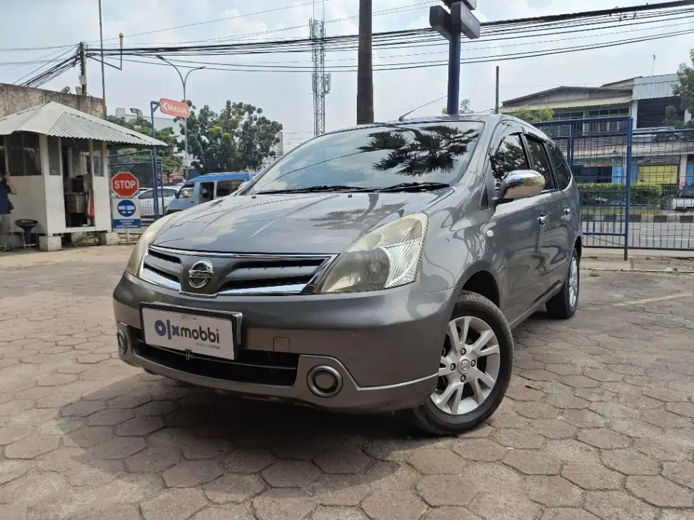 DP MURAH Nissan Grand livina 1.5 SV Bensin-MT 2012 Abu CPOFB
