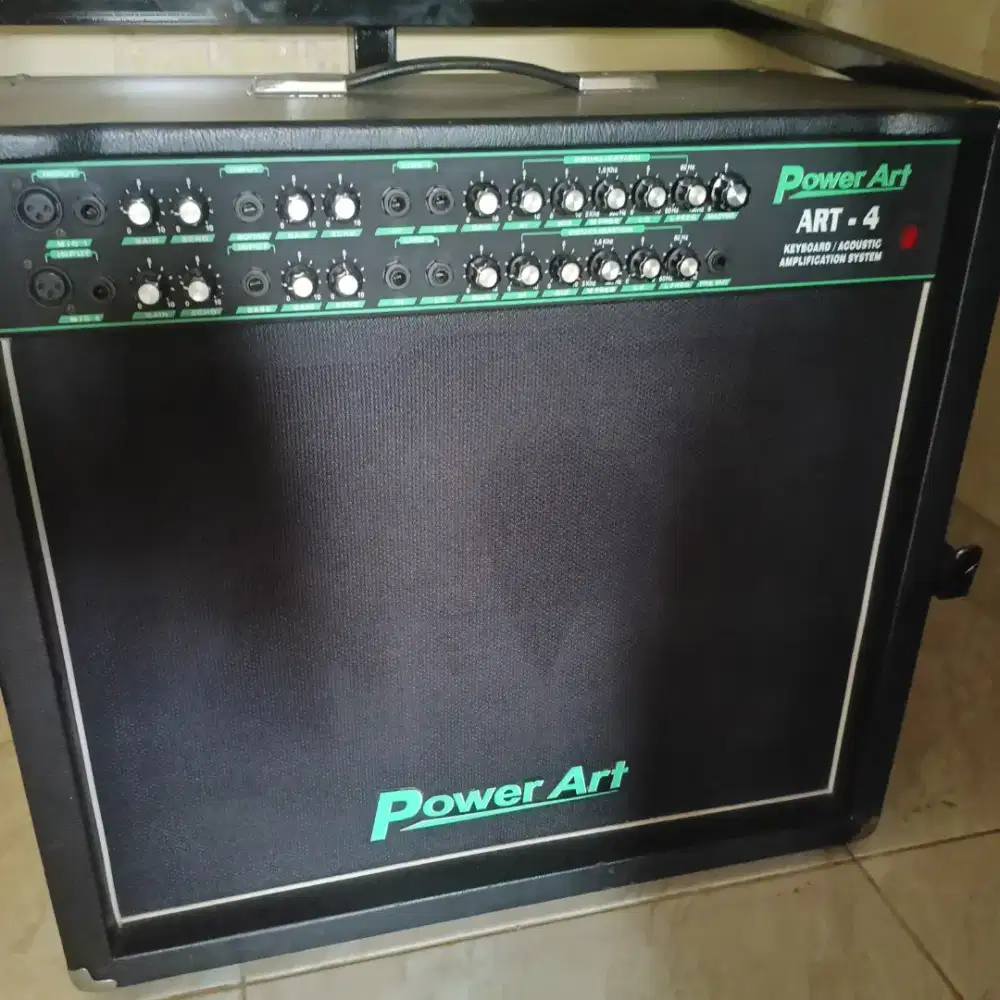 Ampli keyboard 15 inc multi fungsi power Art 4