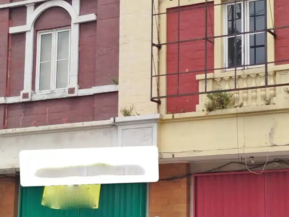 Ruko 3 Lantai Lokasi Ramai di Paramount Center Gading Serpong