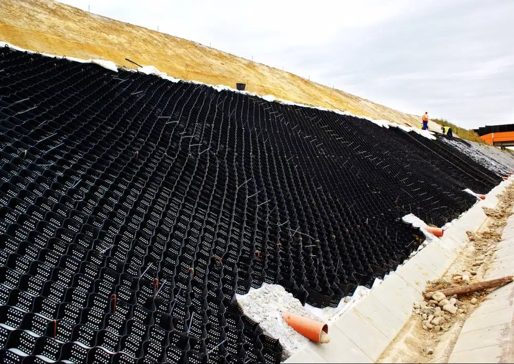 Geotekstil dan Geomembran