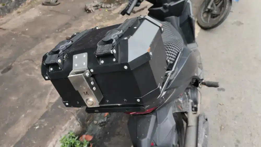 Box motor belakang beat