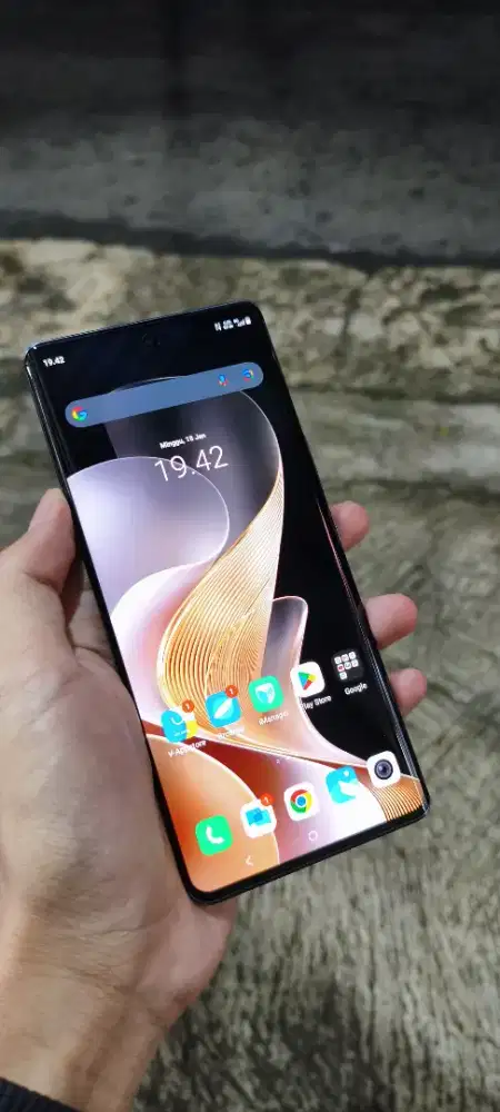 VIVO V40 12/256 SILVER MULUS PEMAKAIAN CEWE HARGA NEGO COCOK ANGKUT