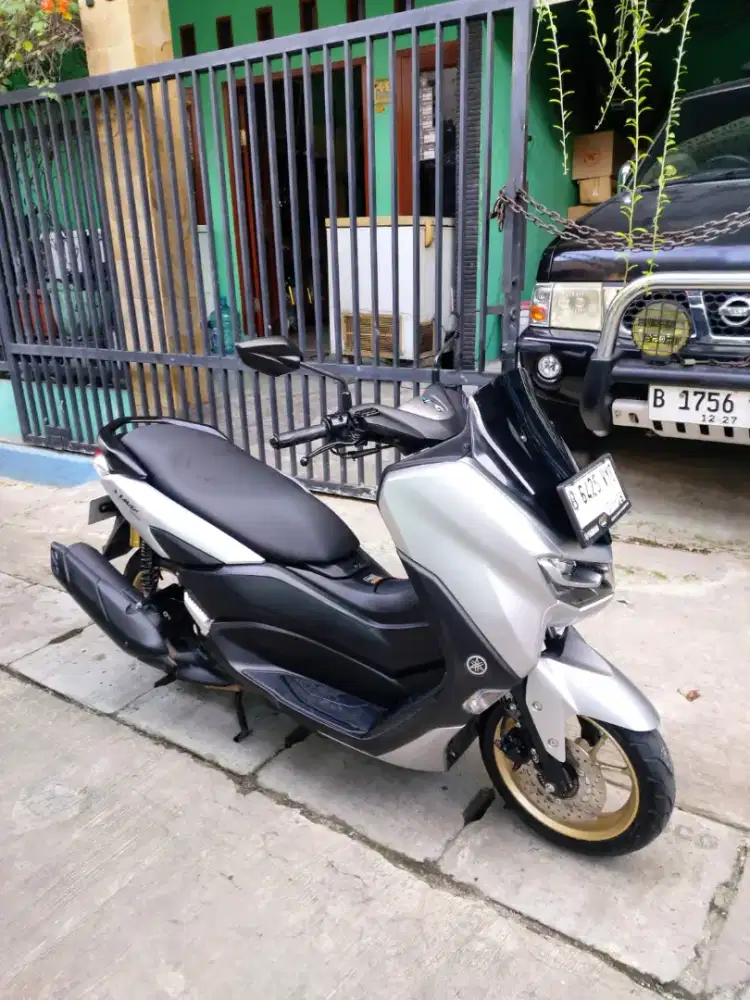 YAMAHA NMAX 2022 KEYLESS LOW KM