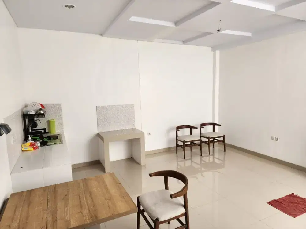 DIJUAL RUMAH CHERRY SEMI FURNISHED CLUSTER CYNTHIA