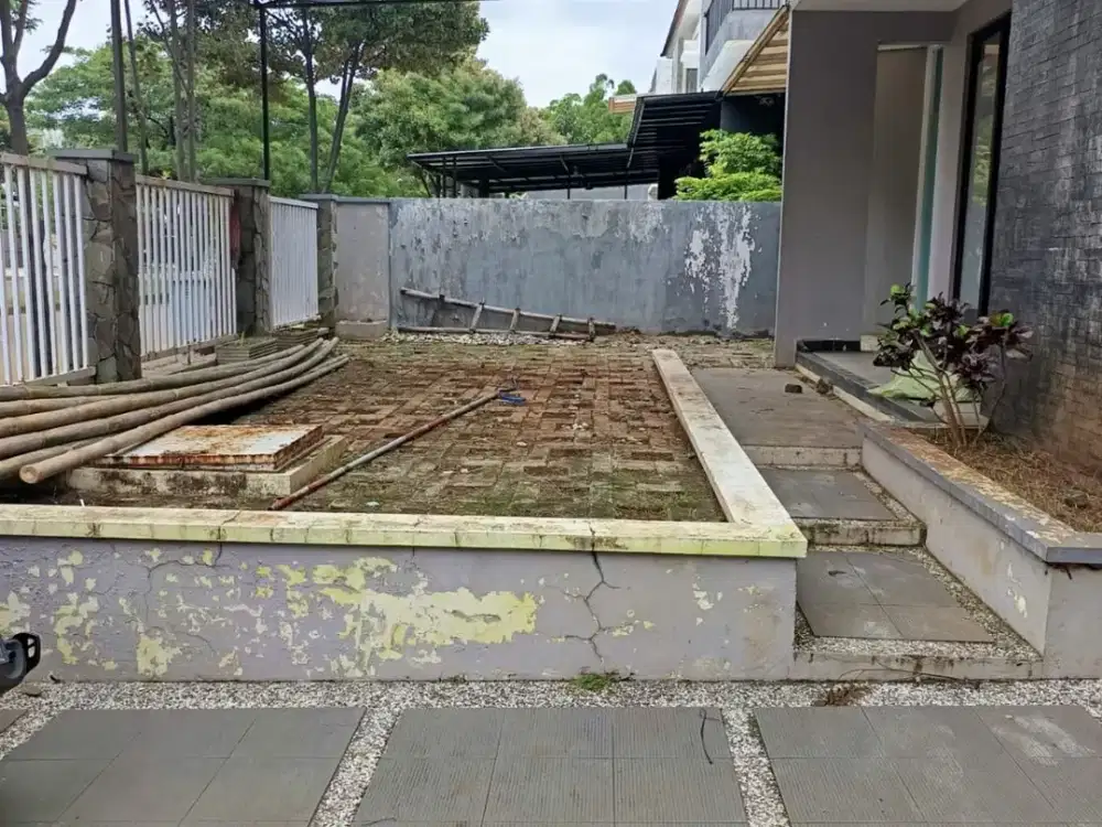 DISEWAKAN RUMAH 2 LANTAI PINGGIR JALAN – HARAPAN INDAH ✨ Cocok untuk Usaha / Kantor / Hunian