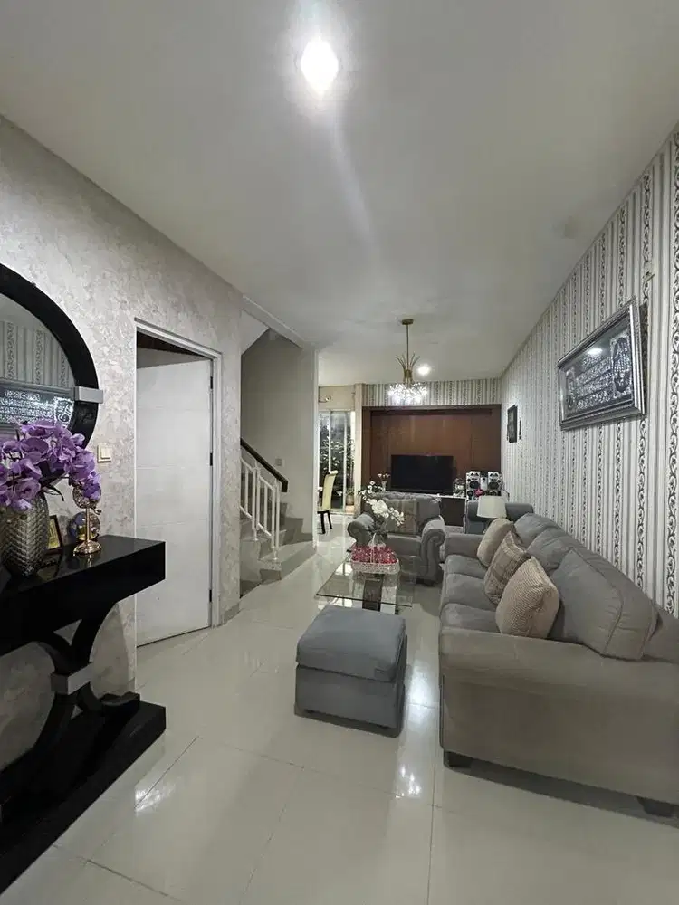 Di Jual Cibubur Country The Royal