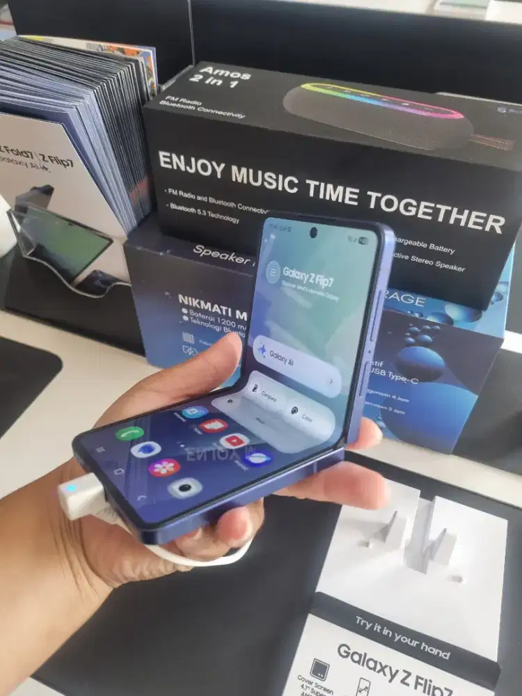Samsung Galaxy Flip 7 256GB garansi Resmi