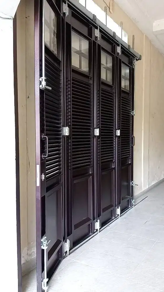 Spesialis pintu garasi WINA SS Premium, powder coating tahan lama