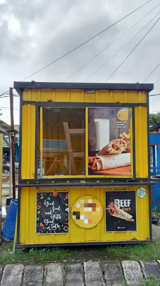 Rombong bekas pakai pribadi.