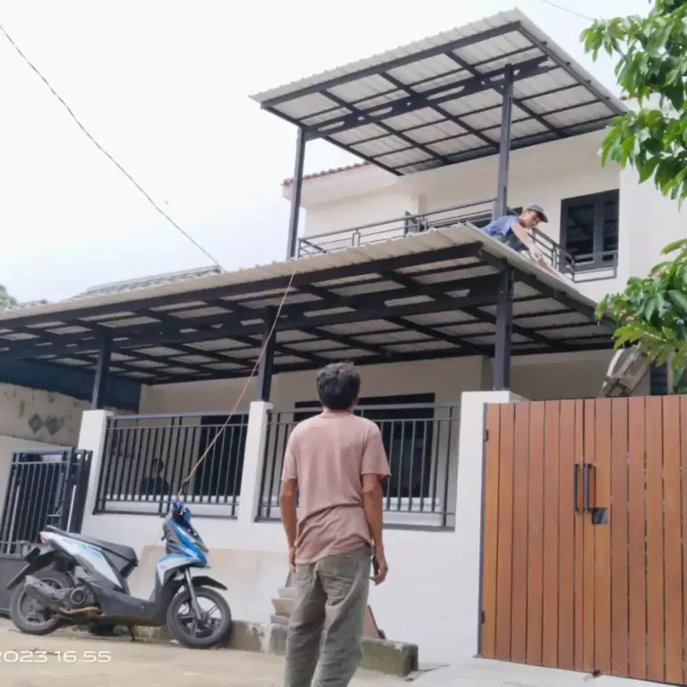 Kanopi baja ringan dan garasi