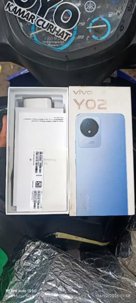 Vivo Y02 smartphone android