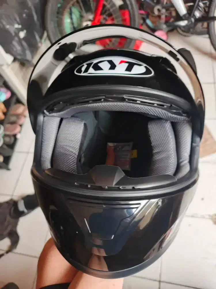 HELM FULL FACE KYT R10, LIKE NEW