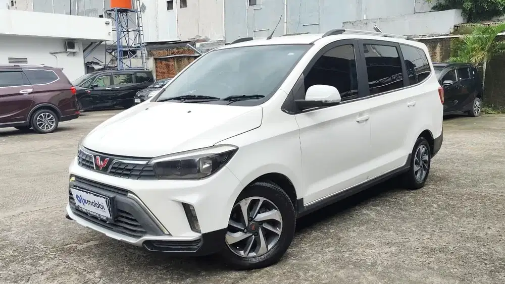 Pajak Panjang - Wuling Confero S 1.5 C Bensin-MT 2021