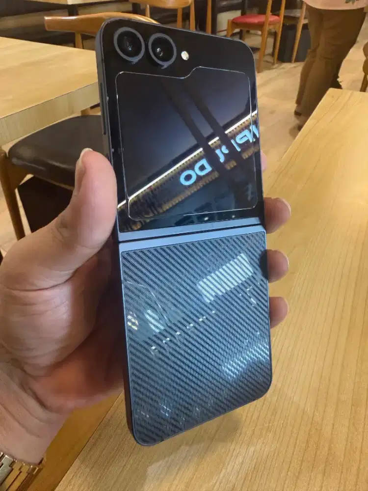 Samsung Galaxy Z Flip 6 12/256