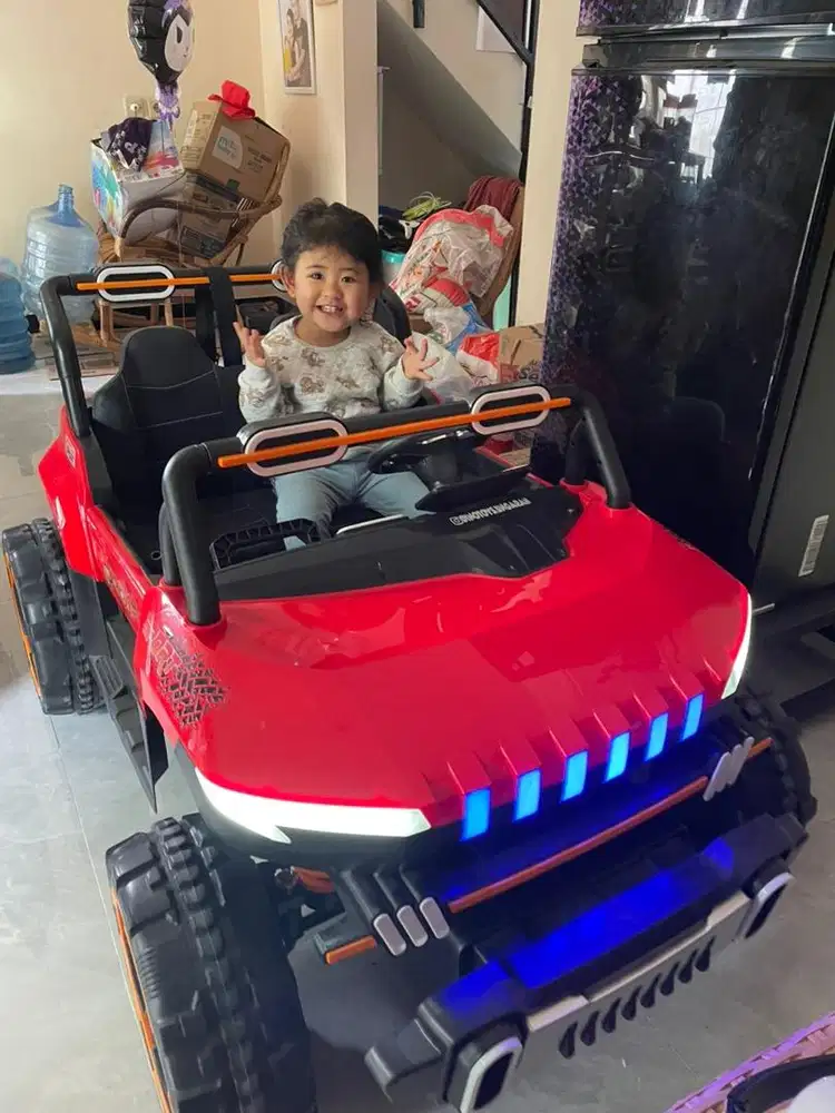 DIJUAL (karena mau pindah ke Jepang) Mobil AKI Anak Beban Max. 60Kg