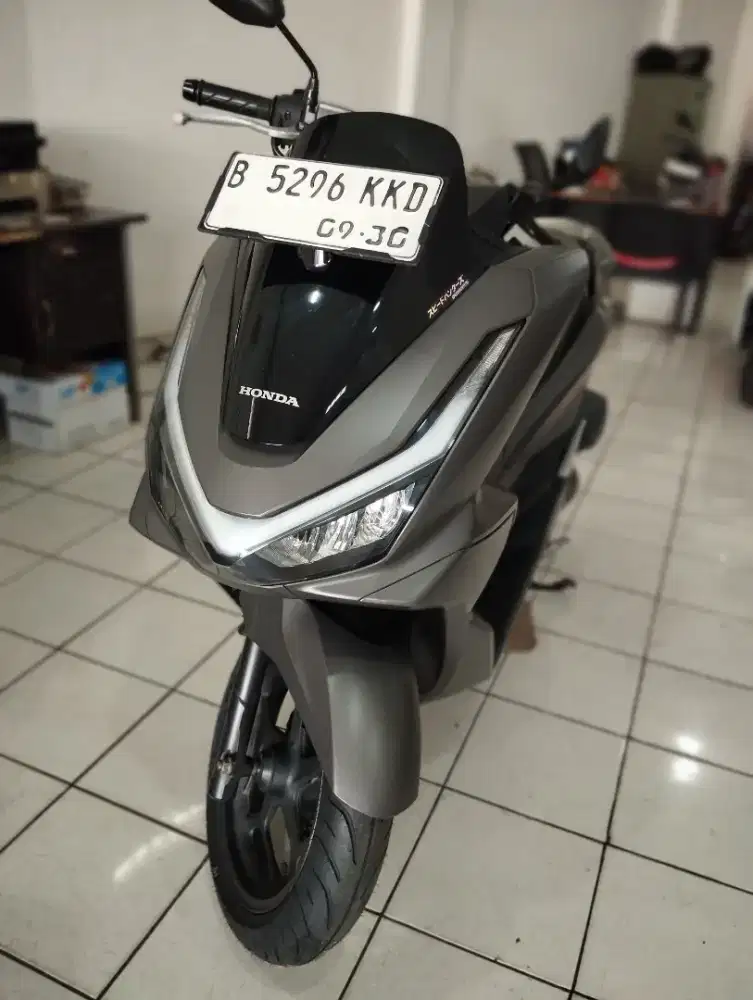 LIKE NEW PCX 160 CBS 2025 KM 3k DP 2jt Cash Kredit TT Cc Tokped