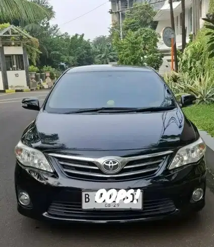 TOYOTA ALTIS (2012)