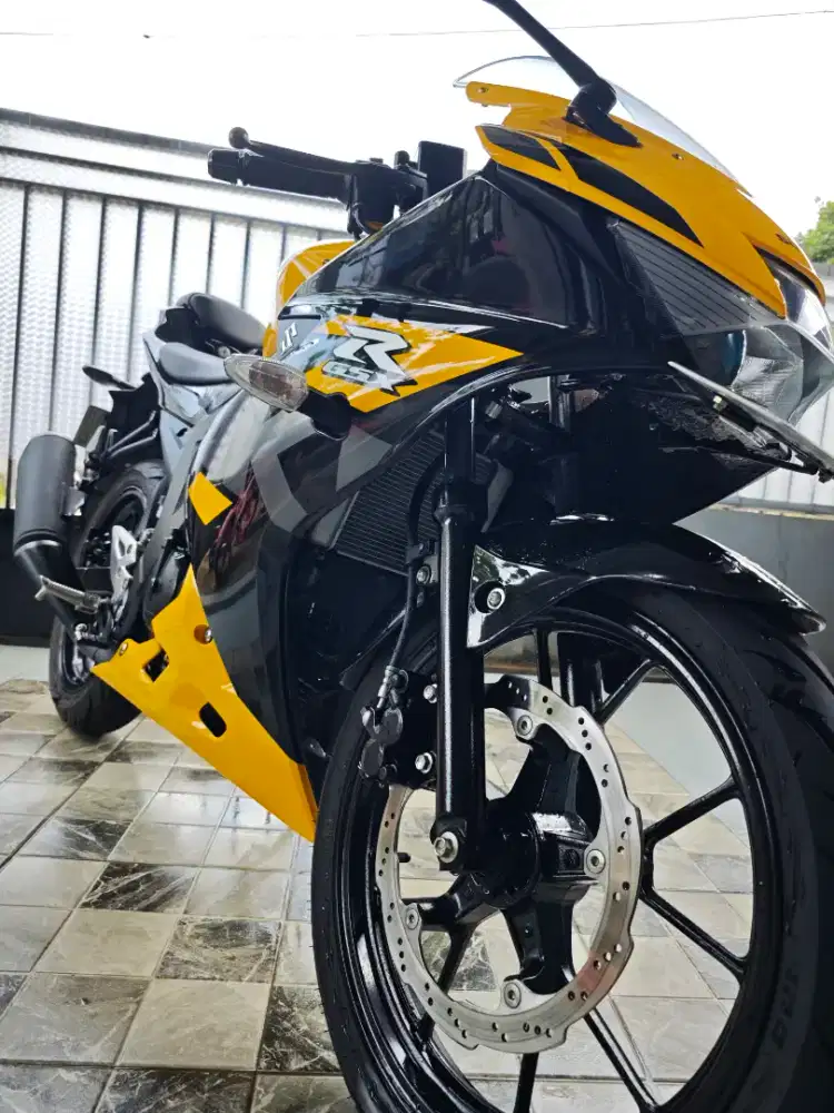 Gsx 150 suzuki like new