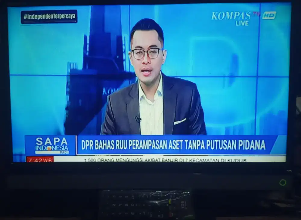 Tv LED Toshiba 24in analog