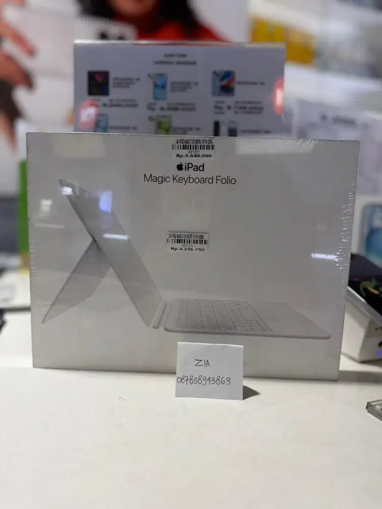 Magic keyboar folio ATLANTIS DAHSYAT