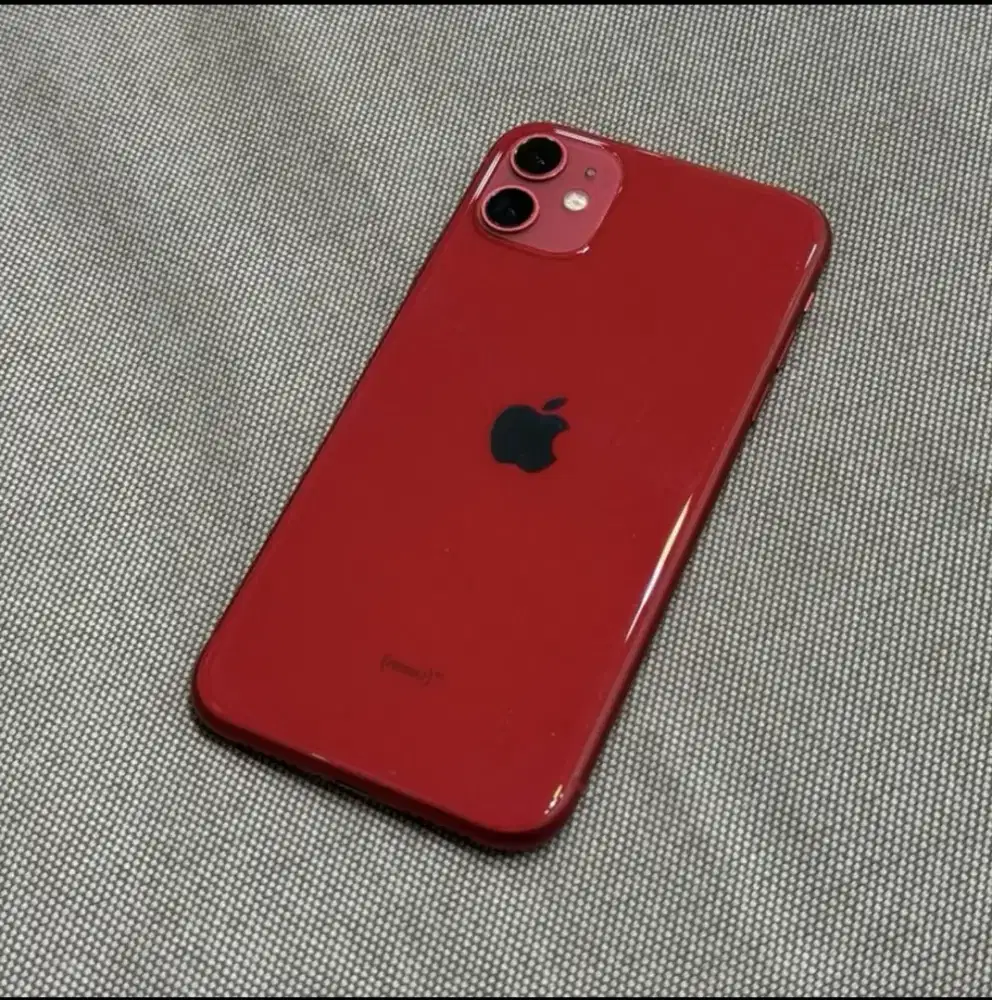 Iphone 11 64GB Red Ex Garansi Apple Store Sudah Terdaftar Beacukai