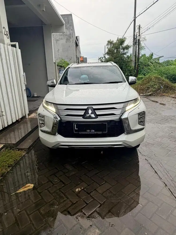 Pajero sport Dakar 4x2 AT