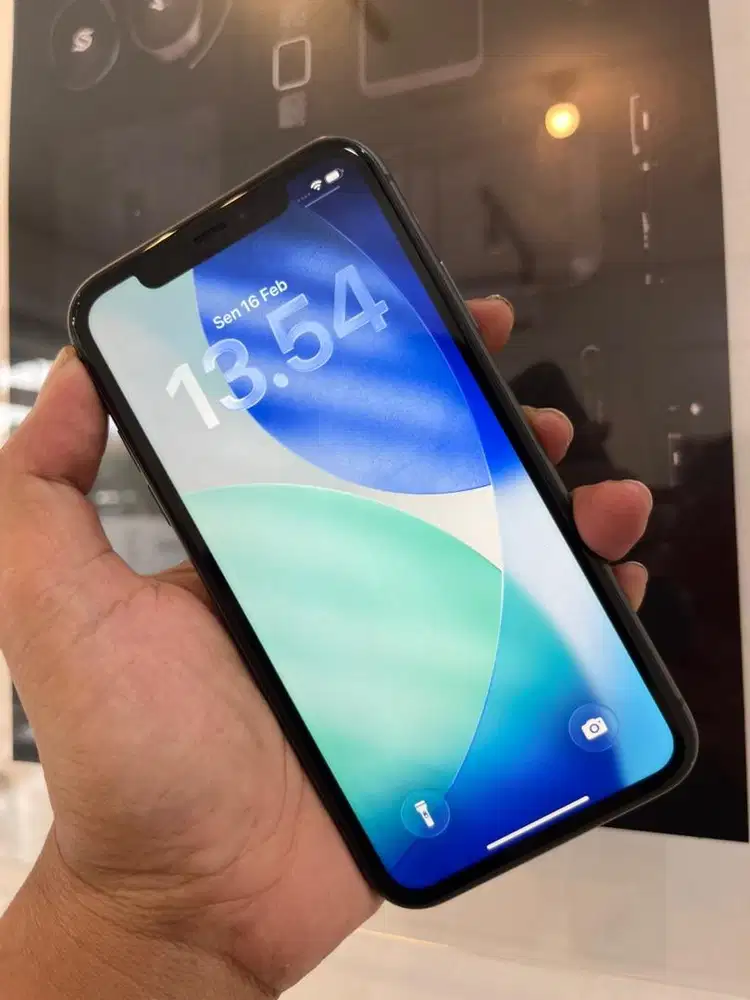 READY !!! IPHONE 11 64GB iBox / Resmi Indonesia