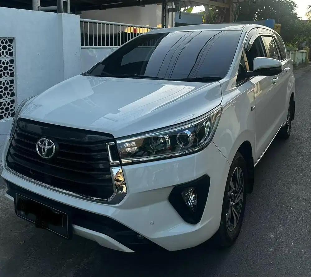 innova 2.0 V bensin A/T 2021