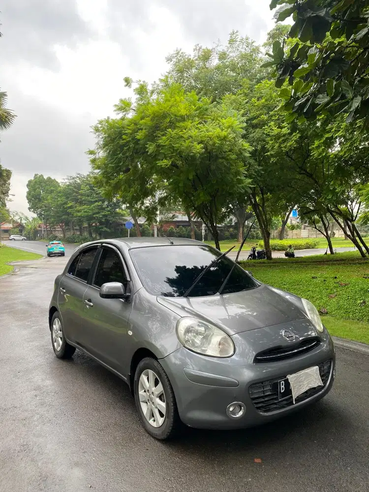 Nissan March 2012 Bensin