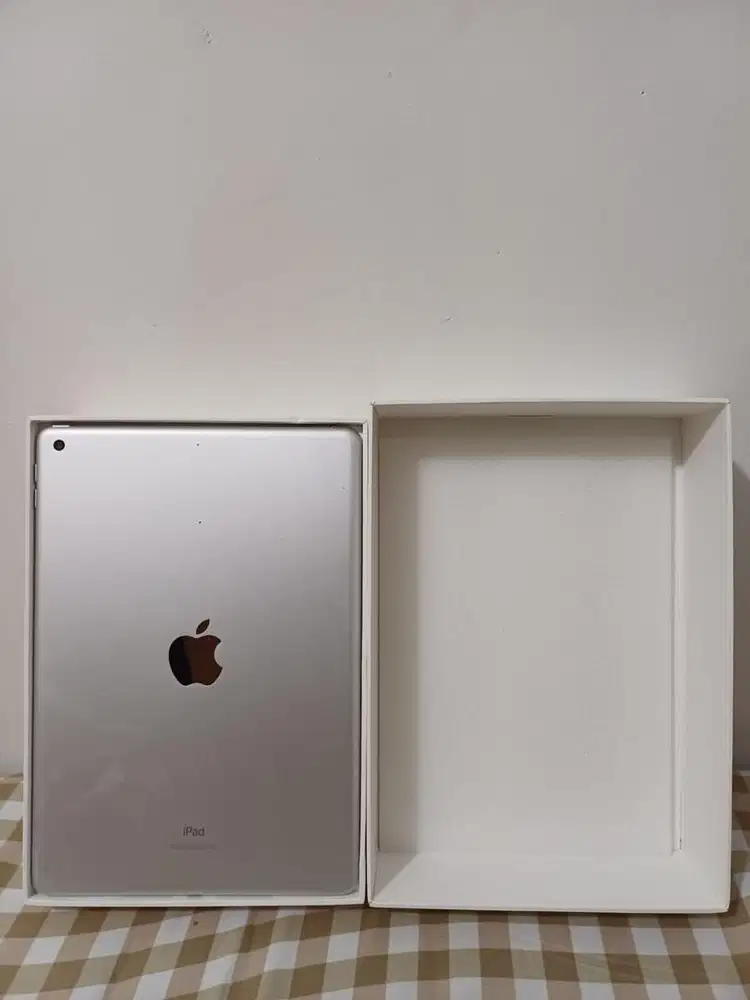 Ipad apple gen 7 32GB wifi only
