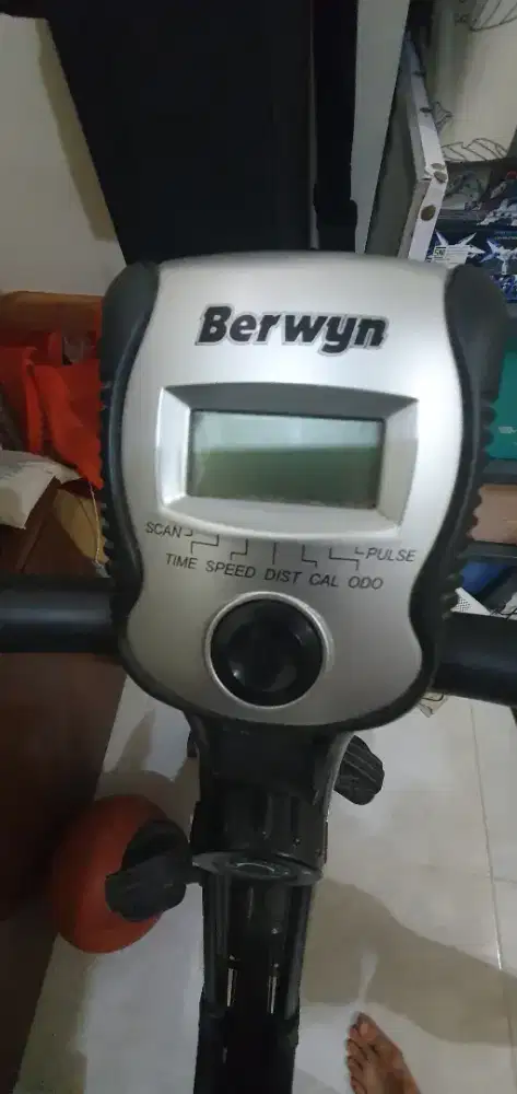 Berwyn Sepeda Statis Olahraga