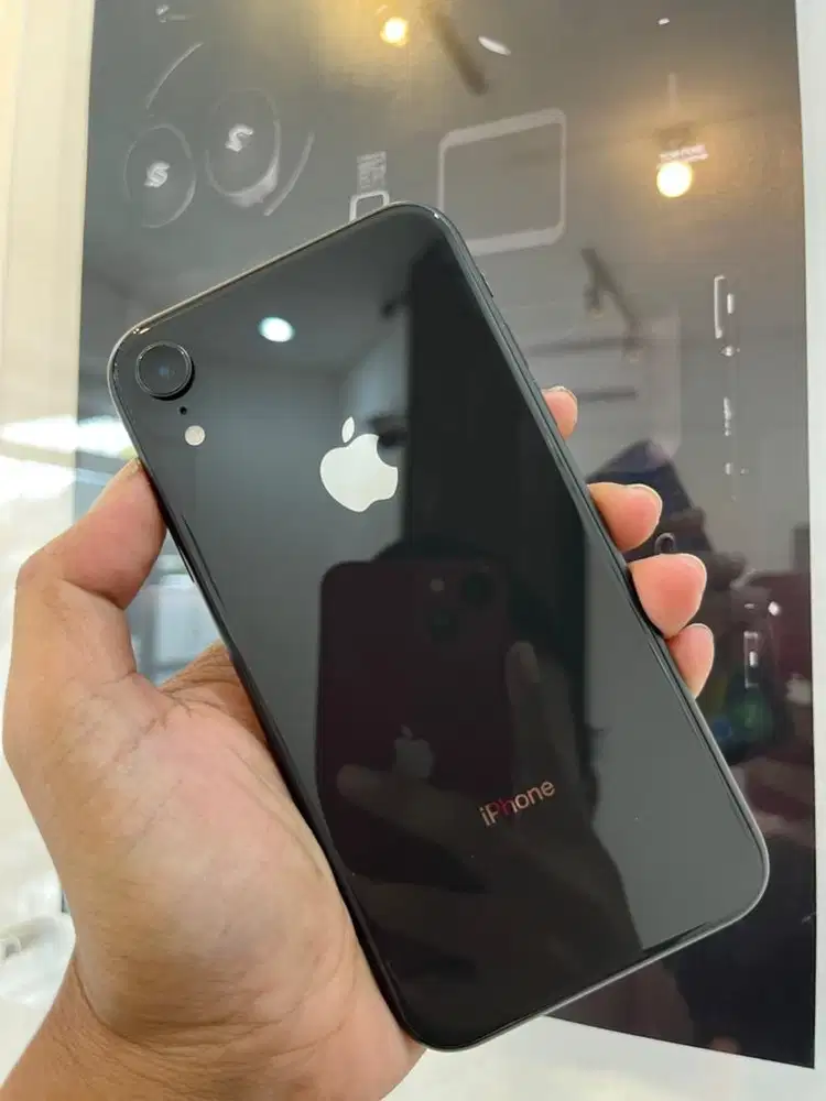 IPHONE XR 64GB HITAM REGIST/ TERDAFTAR